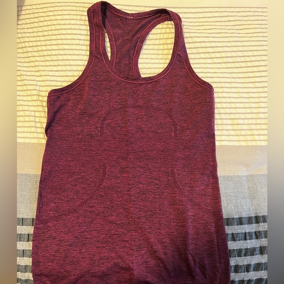 Lululemon swiftly tank 6 - Picture 1 of 1